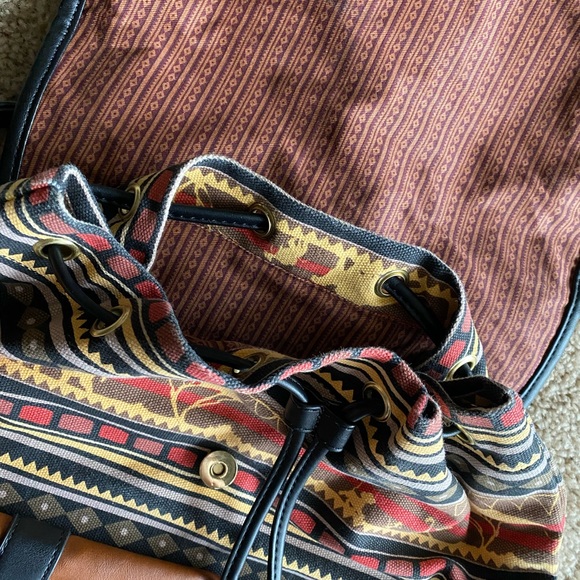 Loungefly Disney The Lion King Safari Rucksack Backpack - Exclusive VERY RARE - Picture 11 of 11